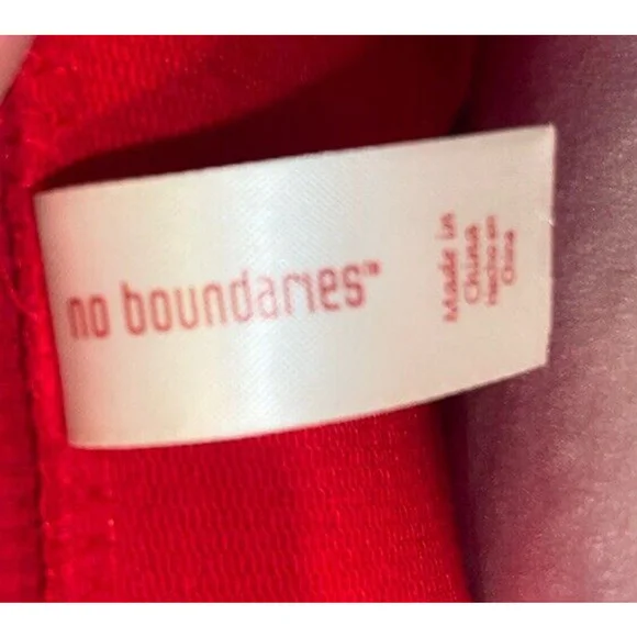 Women’s No Boundaries Sleevless Sheer Top Wilining - Red - Xxl - Picture 2 of 2